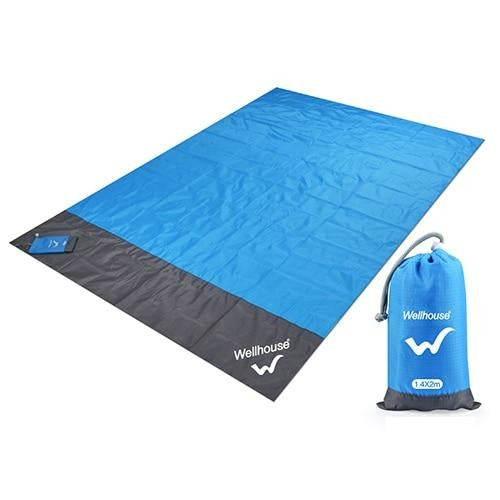 Portable Coffee Jasper waterproof outdoor camping beach blanket, 2m by 2.1m, ideal for picnics and outdoor activities