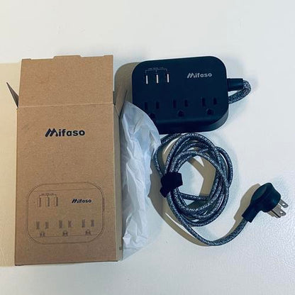 Plum Coeus power strip with flat plug, 3 outlets, 3 USB ports, 3.1A, 5-foot cord for home and garden use.