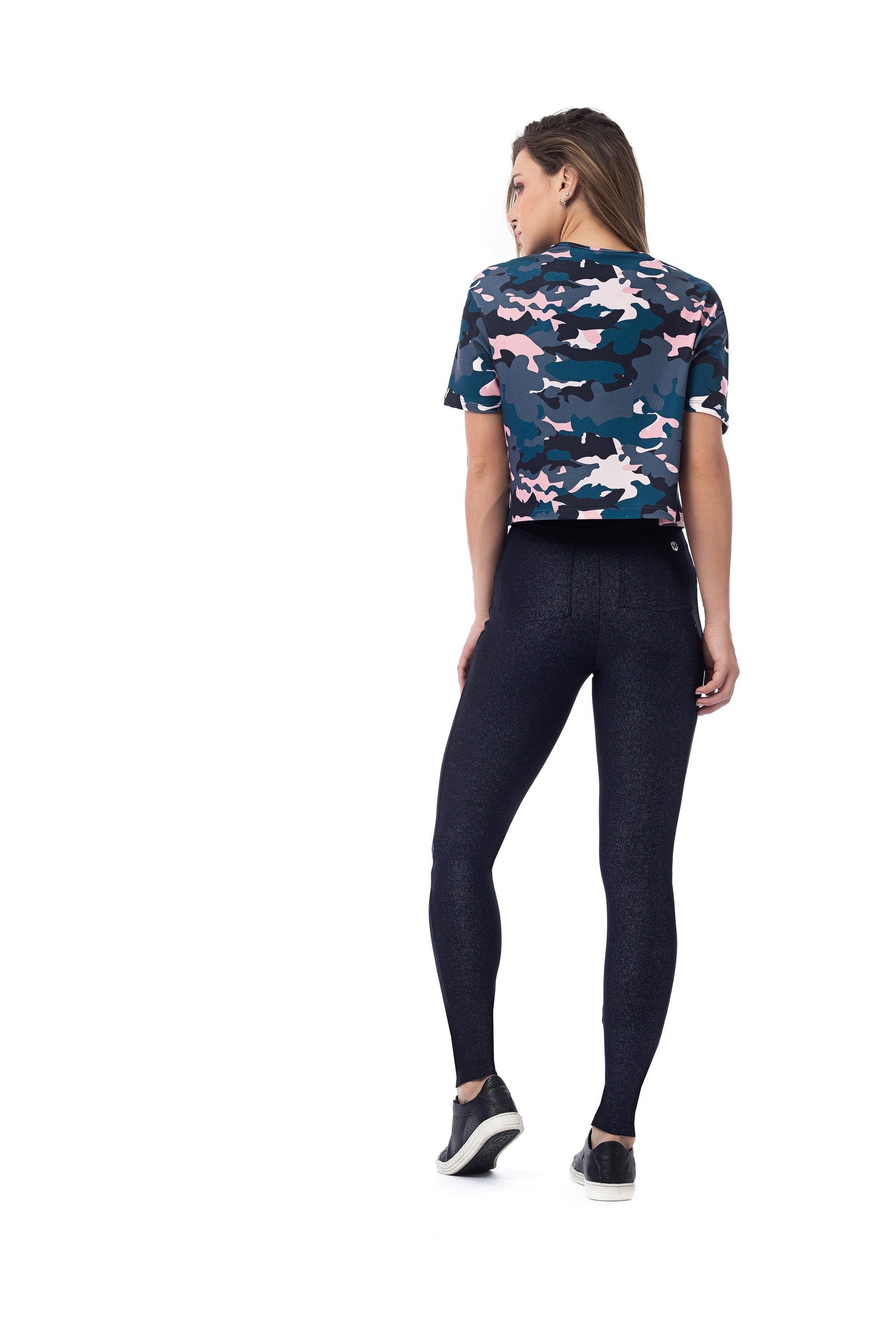 Red Medusa Daisy Camo Crop Top, activewear for women, featuring a stylish camouflage pattern and comfortable fit.