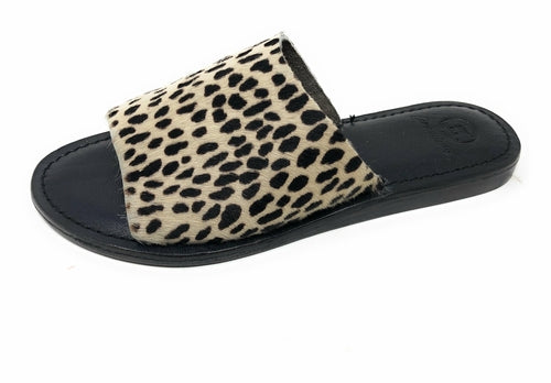 Azure Ophion Laguna footwear showing stylish design with comfortable footbed and sleek silhouette.