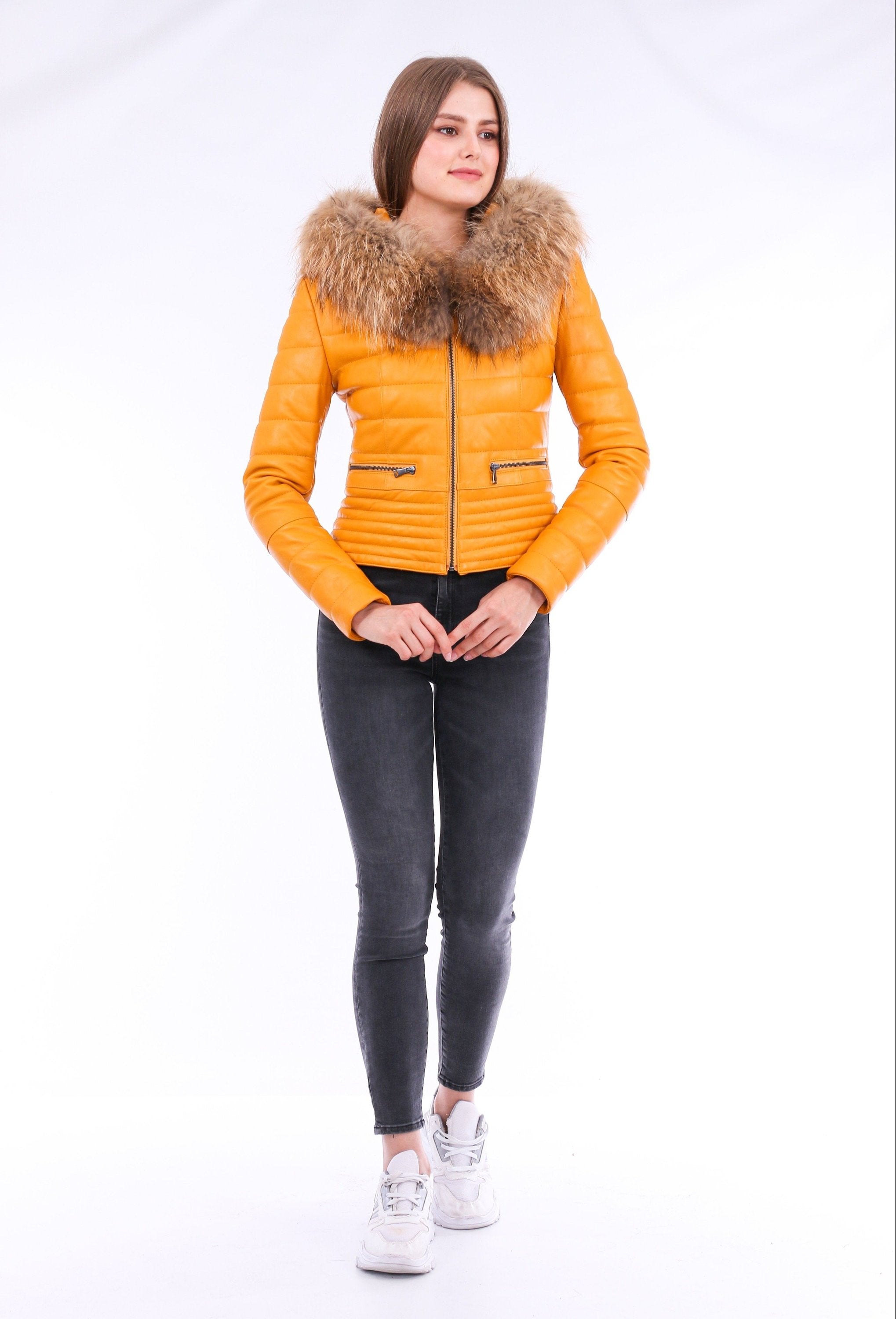 Sangria Iapetus Anoraq quilted leather jacket with a sleek design, featuring a fitted silhouette and quilted detailing.