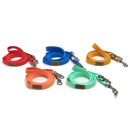 Emerald Alfie Lof Folding Lead Leash for pets, compact and foldable with a secure handle, ideal for walking your dog.