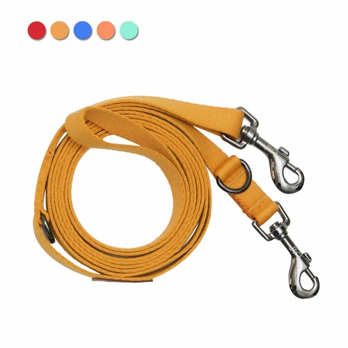 Emerald Alfie Lof Folding Lead Leash for pets, lightweight and portable with a compact design, shown in black on a white background.