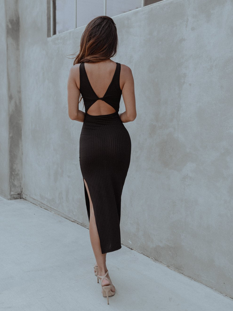 Black Milan cut-out dress by Start2Finish, stylish sleeveless dress with cut-out details, perfect for evening wear or special occasions.