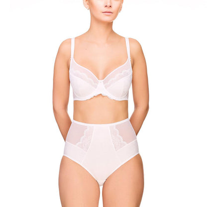 Full figure unlined pink bra from Lauma Vivian collection, featuring comfortable lingerie design with supportive fit.