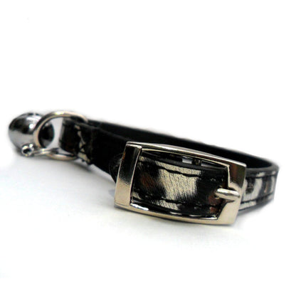 Salmon Oscar leopard print cat collar with buckle, stylish pet accessory featuring bold animal print design.
