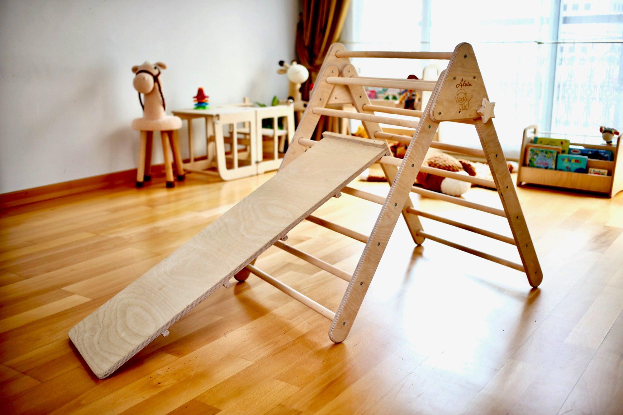 Red Oceanus foldable climbing triangle with ramp, sturdy children&