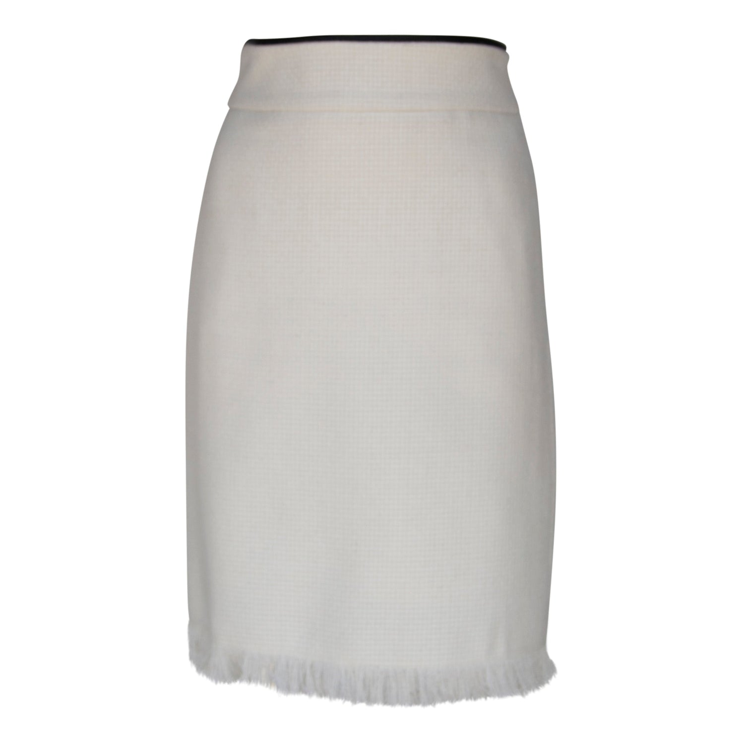 Luxe white mini tweed skirt for women by Mauve Daisy, showcasing a stylish, chic design with a textured tweed fabric.