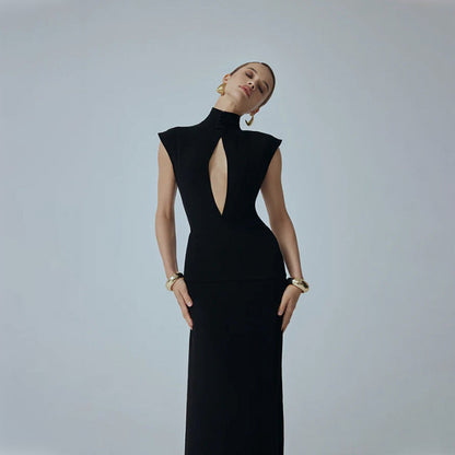 Black fashionable women’s slim fit clothing by Pear Daisy, figure-flattering stand-up style for stylish home wear.