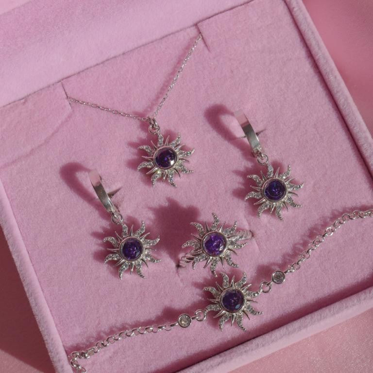 European and American retro sunflower jewelry set with necklace and accessories by Rose Sand Brier