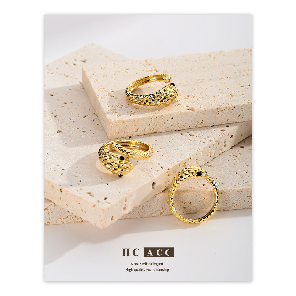 Women’s Snake-Shaped Fashion Ring