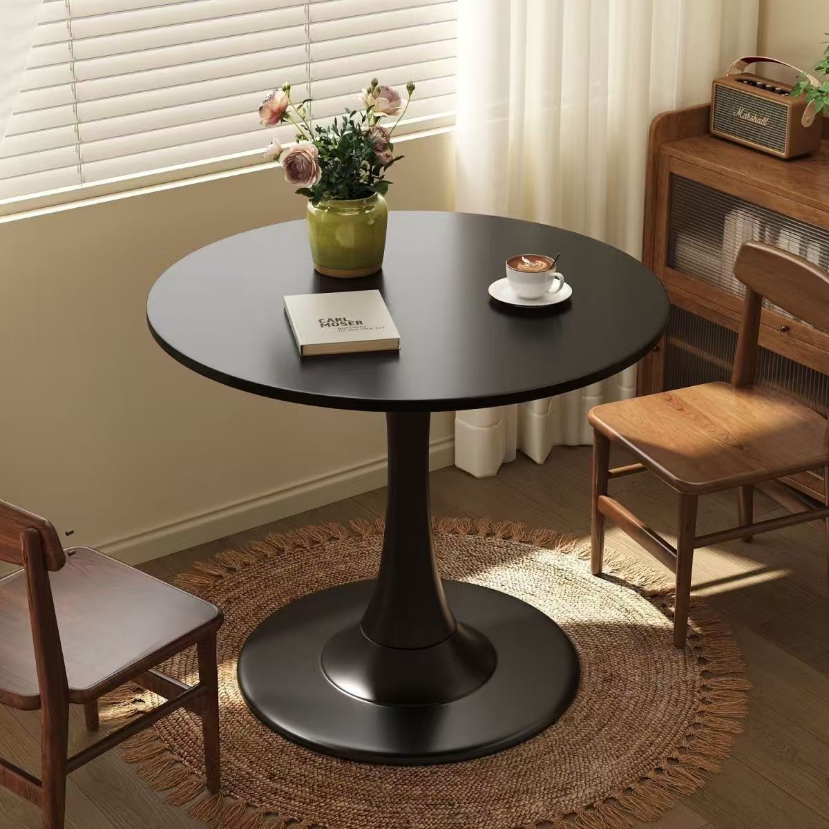 Vintage-style small round table, Nordic living room, small coffee table, small apartment balcony, European-style tulip round negotiation table