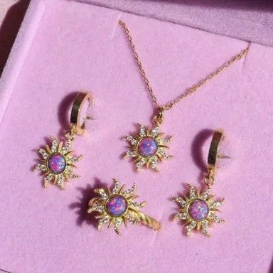 Wholesale European and American retro sunflower jewelry set with necklace and matching accessories by Rose Sand Brier