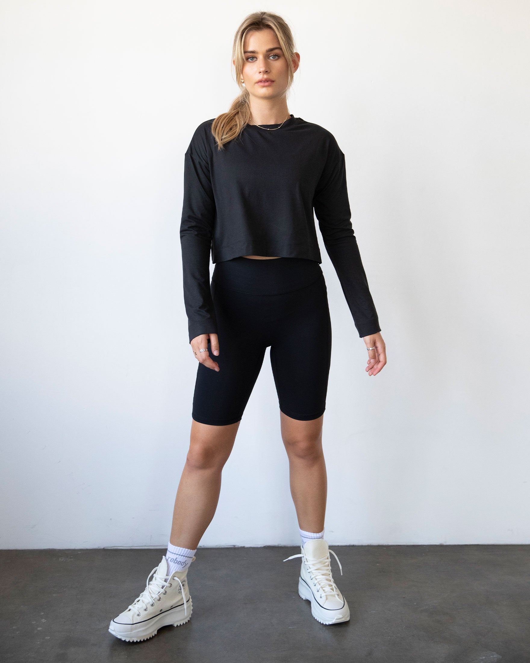 Black Lemon Molly Making Moves pocket biker shorts for women, 8.5-inch length, casual athletic style.