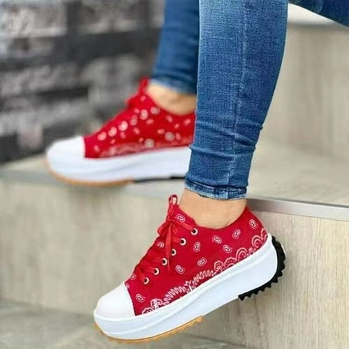 Red Iphigenia women&