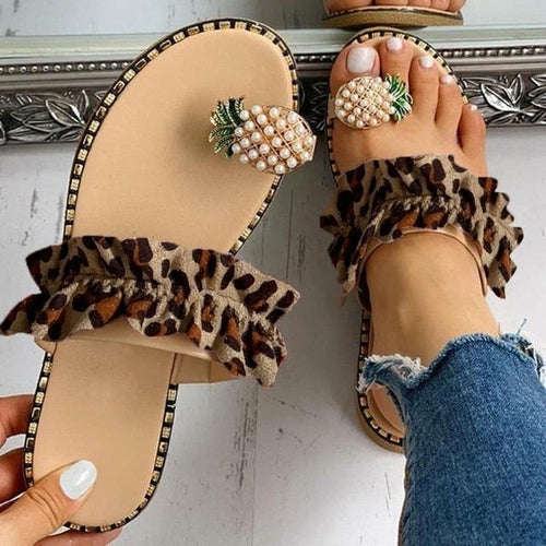 Coffee Jasper pineapple pearl beach slides for women, flat toe casual sandals with decorative pineapple and pearl details.