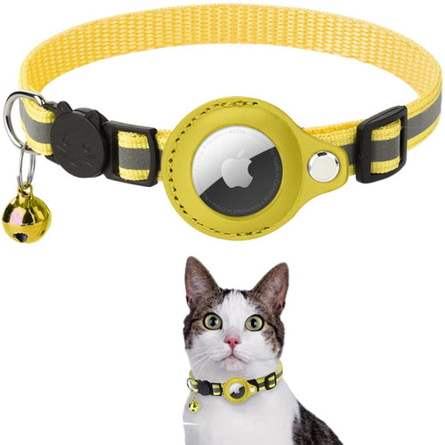Reflective Airtag case collar for cats and dogs by Yellow Pandora, showing a close-up of the adjustable pet collar with reflective material.