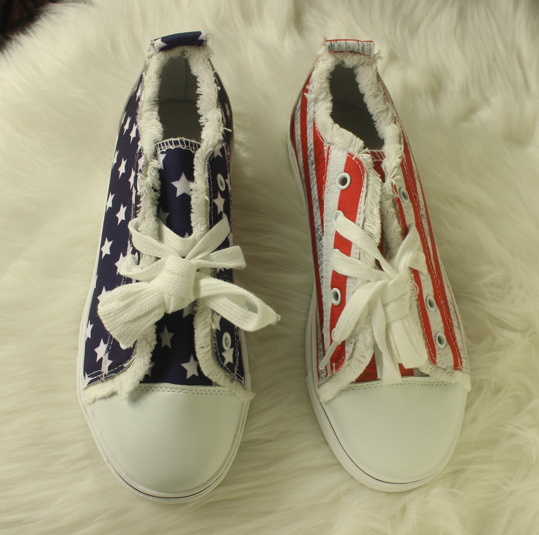 Silver Juneberry star striped lace-up flats with round toe casual sneakers featuring a stylish star pattern.