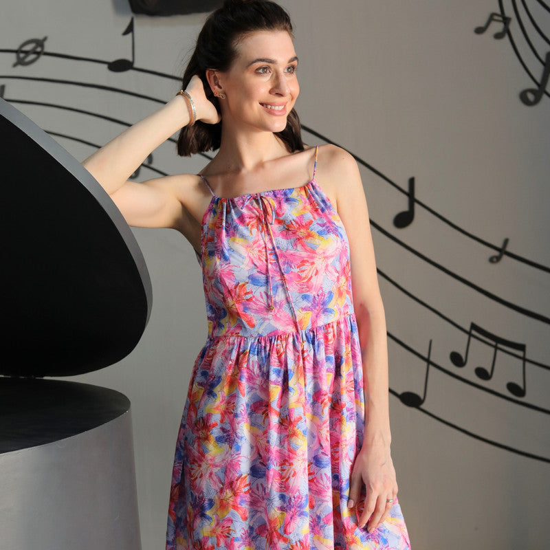 Jade Poppy short dress with a stylish, trendy design, featuring a fitted silhouette and fashionable details.