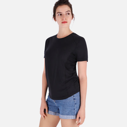 Black Rose Hemera QuickDry activewear shirt for women, lightweight and breathable T-shirt suitable for sports and workouts.