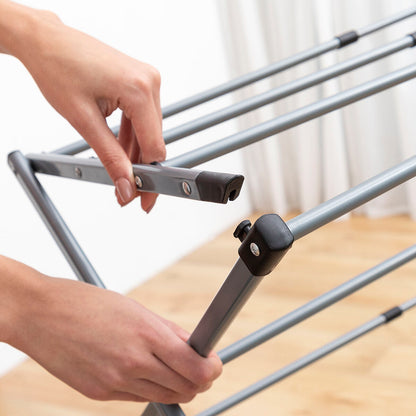 Metal clothes dryer with 3 extendable levels from Bigbuy, designed for folding and hanging laundry in home and garden use.