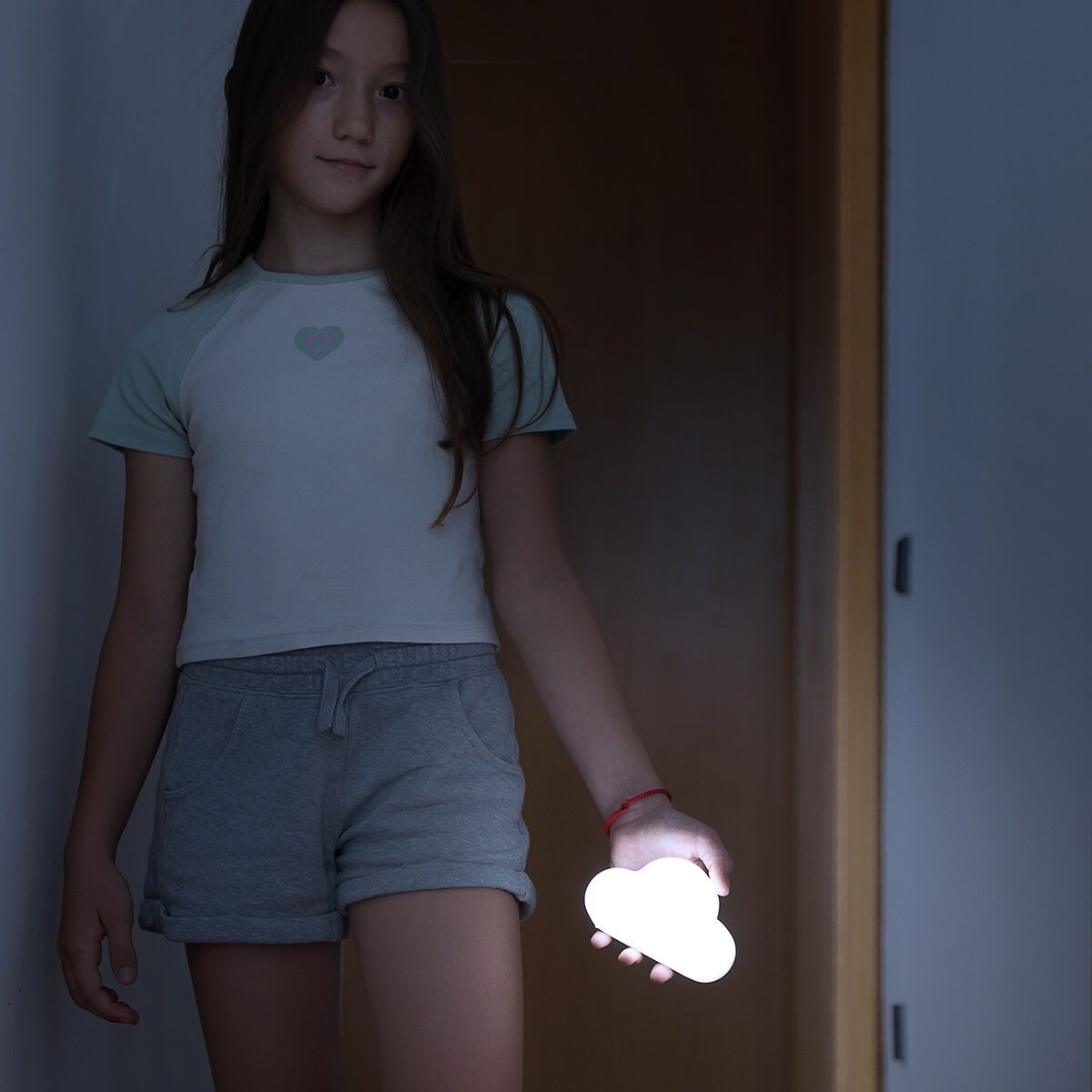 Portable Smart LED lamp by Clominy InnovaGoods, showcasing a modern, sleek home decor light with adjustable brightness and color options.