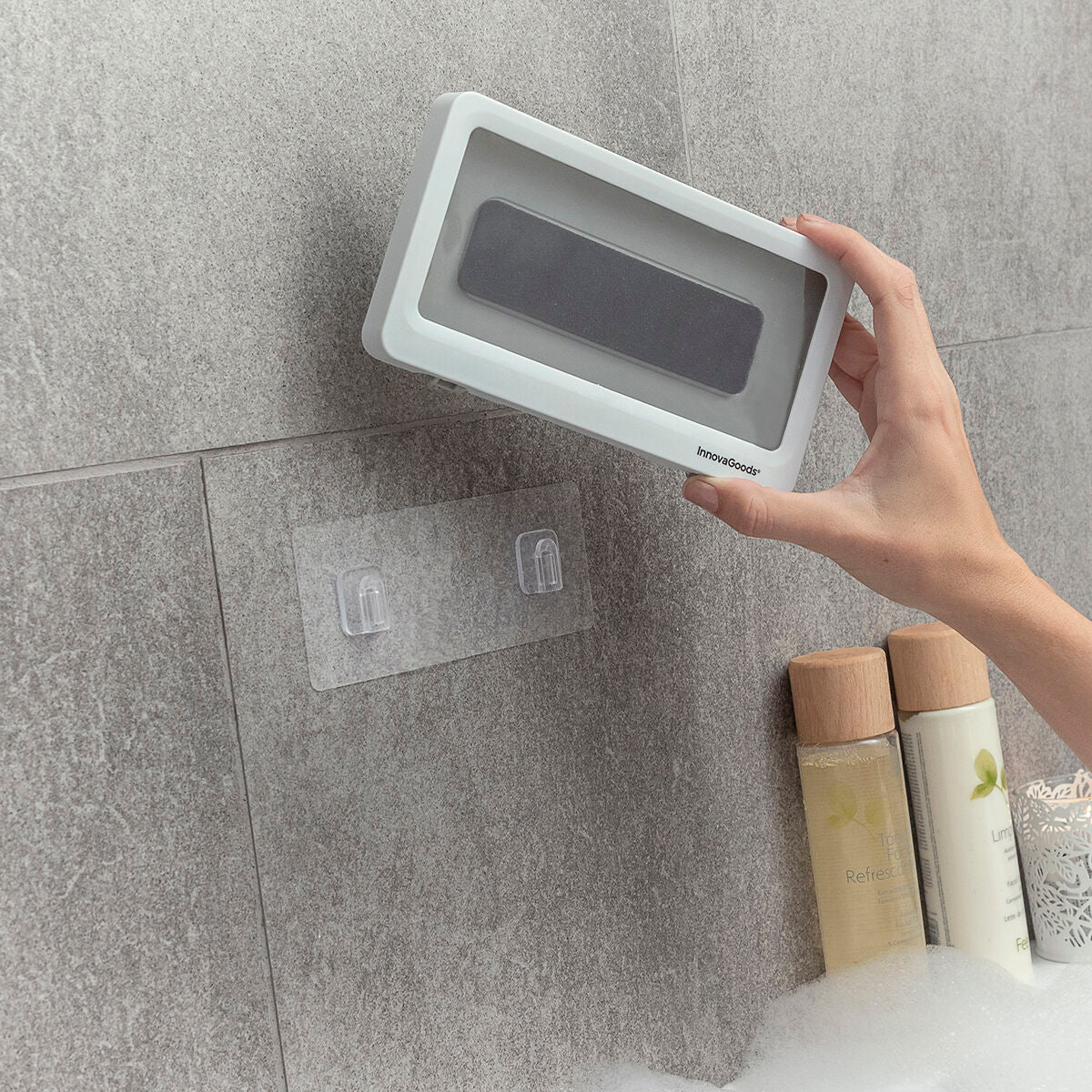 Cashower InnovaGoods mobile cover by Bigbuy, protective phone case for consumer electronics, featuring a sleek design.