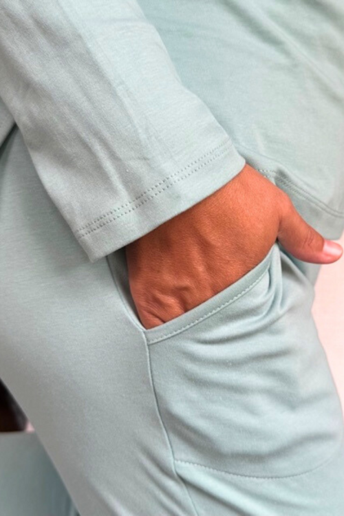 Orchid Tartarus Pima long sleeve jogger sleepwear set in soft fabric, featuring a relaxed fit and matching jogger pants.