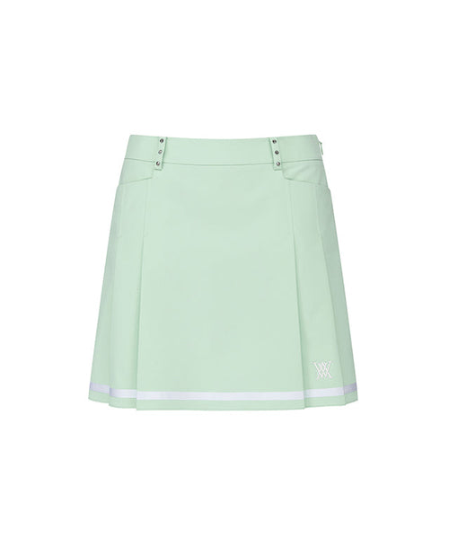 Light green women&