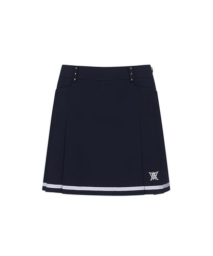 Navy women&