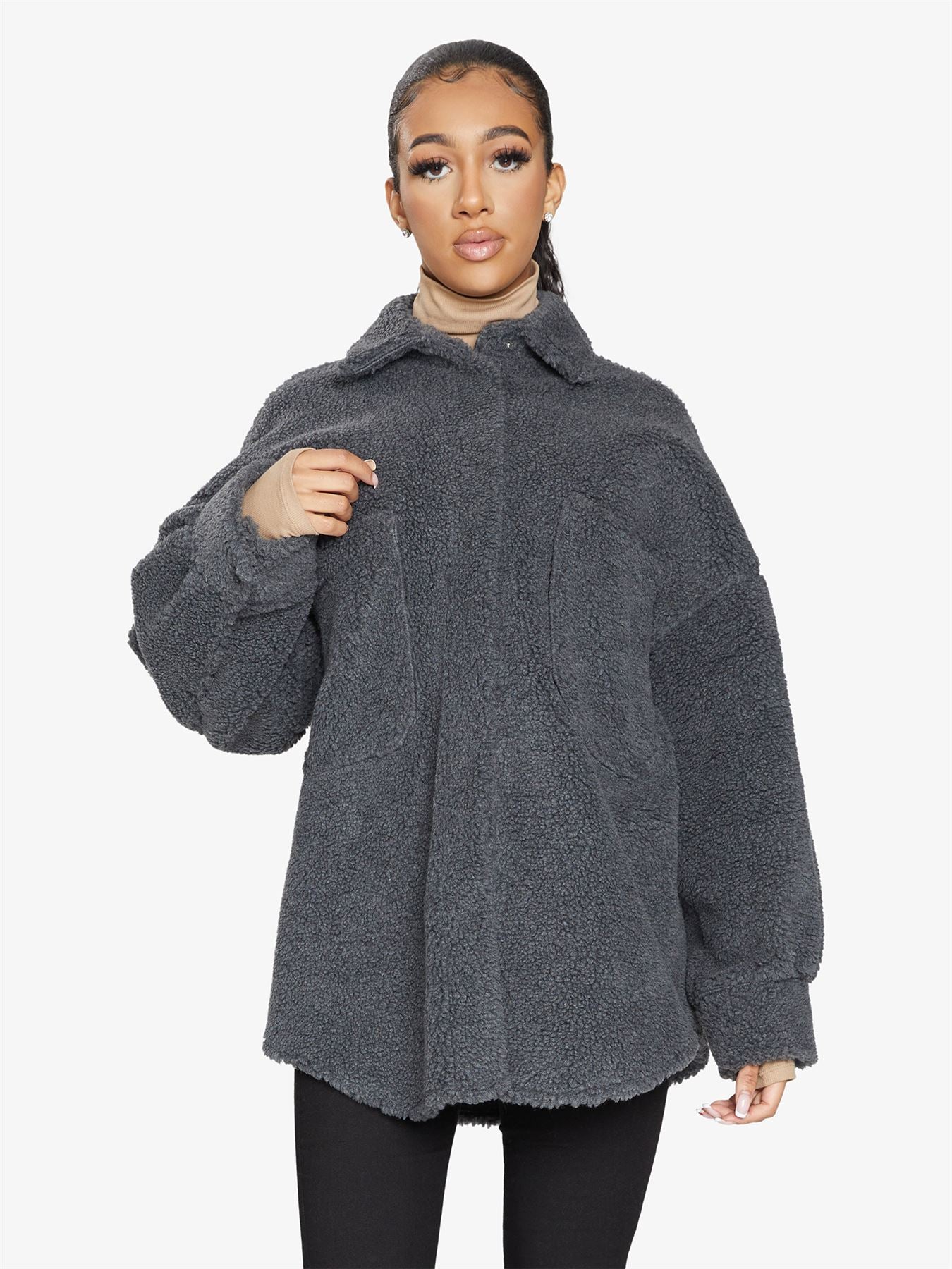 Rose Eleusis oversized patch pocket borg teddy shacket, cozy jacket with large patch pockets and plush borg fabric, casual style.