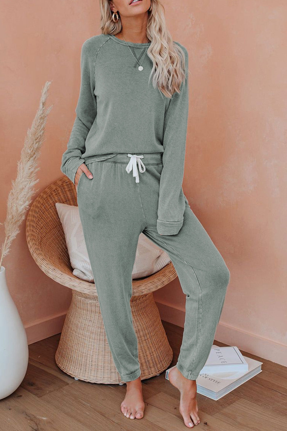 Green raglan sleeve top and matching pants lounge set for women by Lavender Pallas, casual and comfortable clothing ensemble.