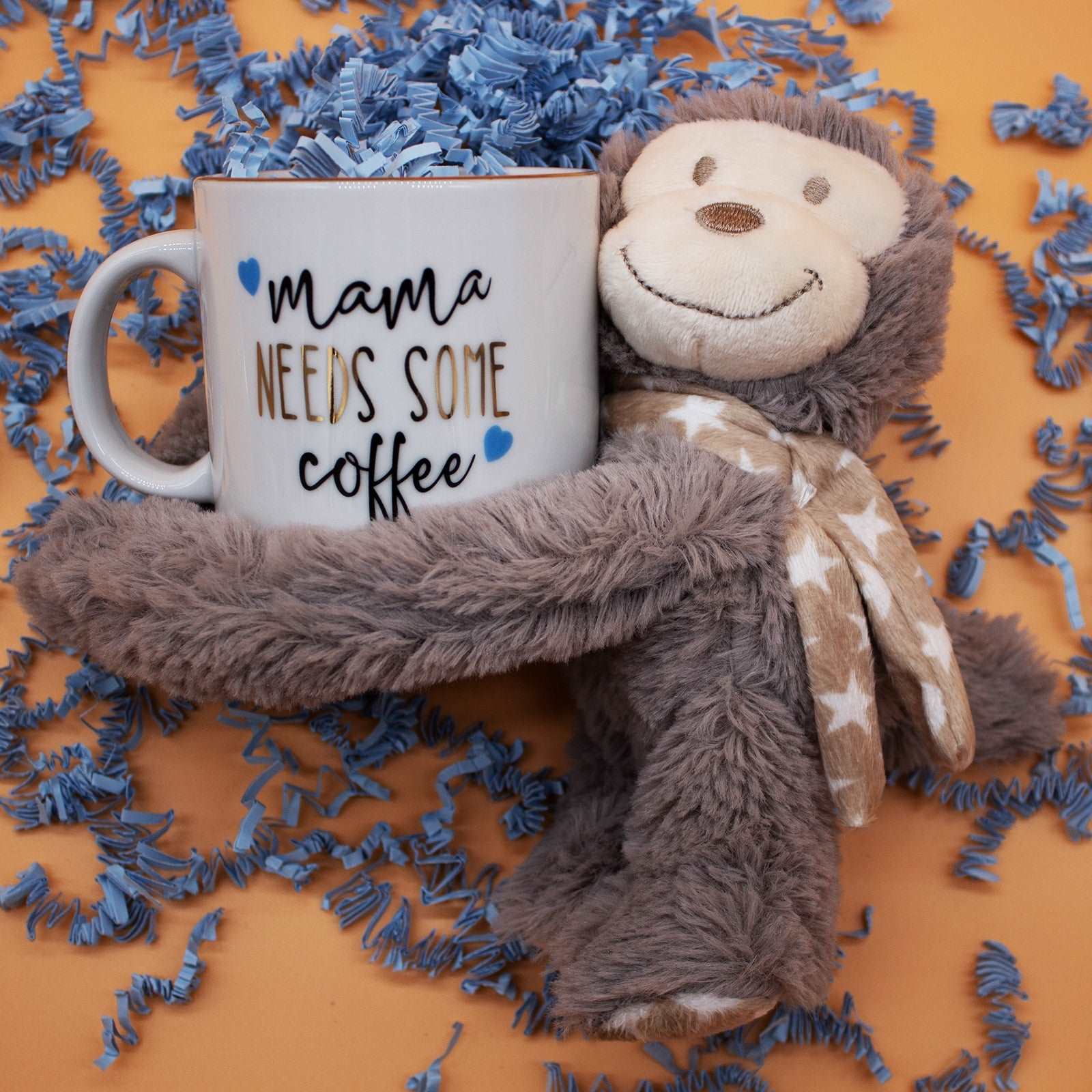 Byzantium Oscar baby gift set with a soft baby blanket and cuddly plush toy for newborns.