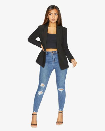 Black casual blazer by Rose Eleusis, tailored jacket with lapels and front pockets, perfect for smart-casual outfits.