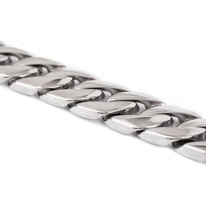 Silver Caesar Cuban Link leash for pets by Almandine, featuring a chain detail and durable design.