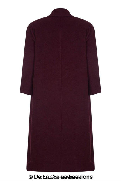 Plus size long coat by Rose Eleusis made of wool and cashmere blend, featuring a tailored fit and classic design.