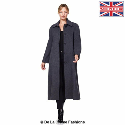 Plus size long coat by Rose Eleusis made of wool and cashmere blend, in grey, featuring a tailored jacket style.