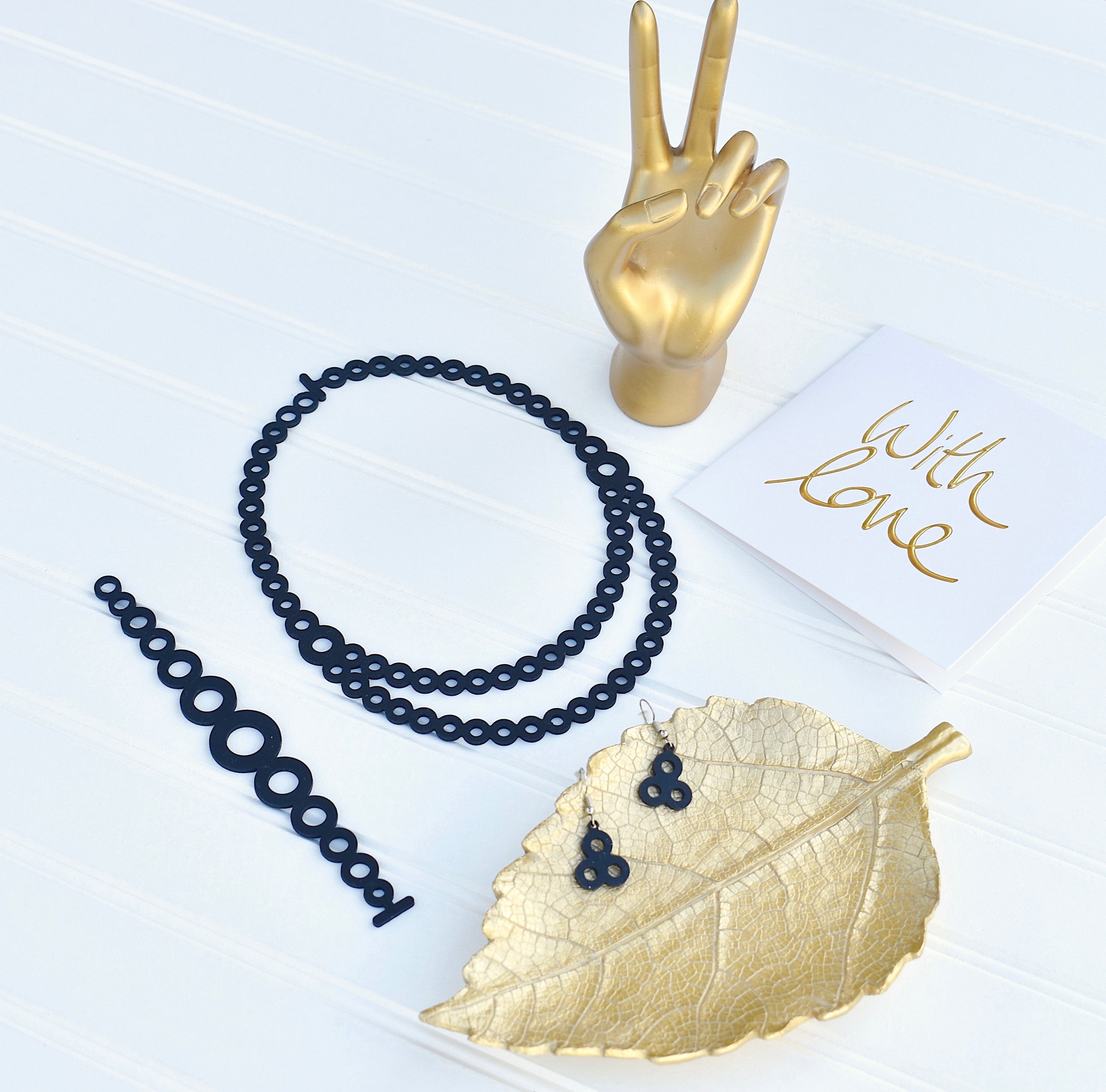 Black Rose Sweet Bracelet featuring colorful beads and a delicate chain, perfect for stylish jewelry and watch accessories.
