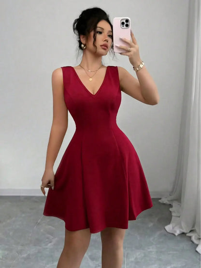 Elegant burgundy V-neck backless fitted dress with bowknot waist, luxury European style, by Start2Finish.