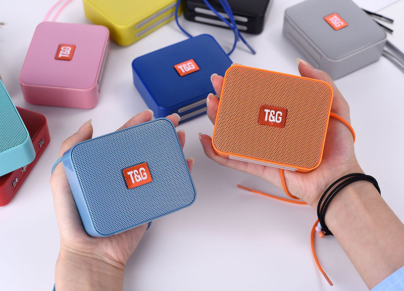 Lilac Milo TG Mini Stereo Bluetooth Speaker with TF card slot and FM radio, portable tech accessory with compact design