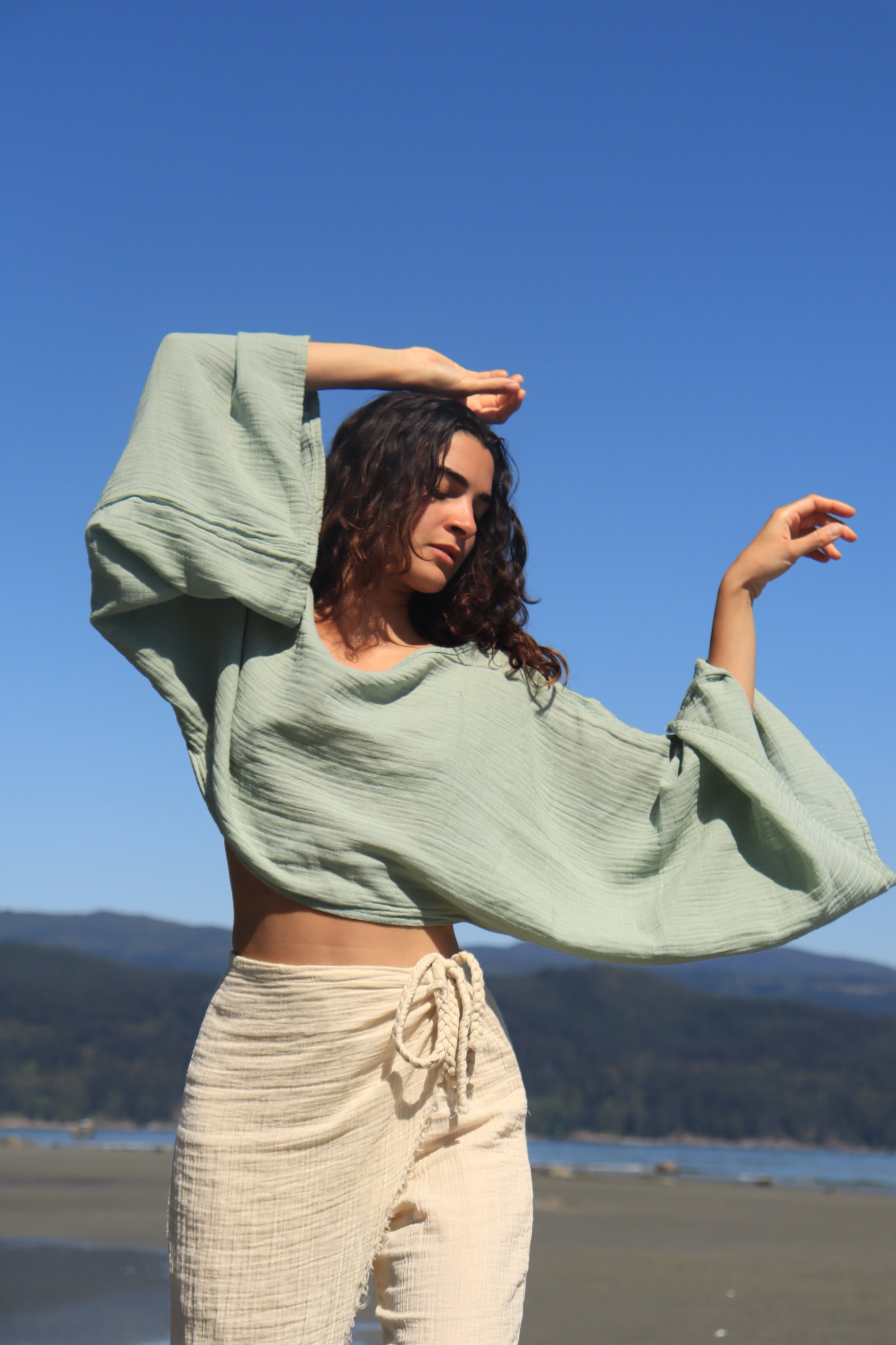Salmon Arrowwood Bloomara Top for women, featuring a stylish, lightweight design with floral patterns and a comfortable fit.
