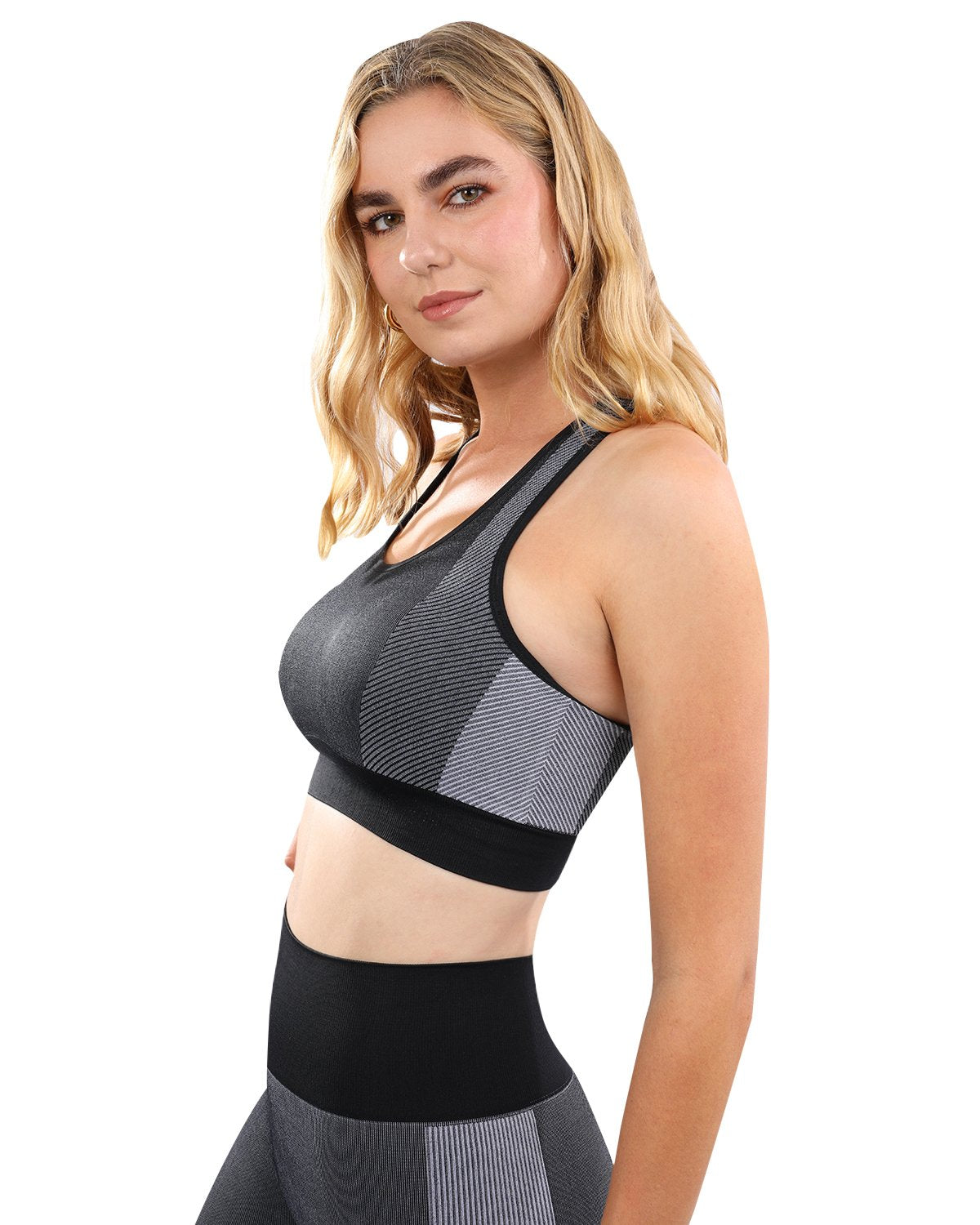 Black Lazurite Arleta Seamless Sports Bra for women, close-up showing smooth fabric and supportive design.