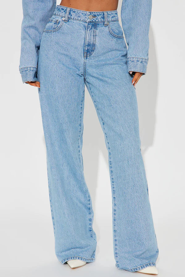 Carmine Juneberry straight fit denim jeans in 25 edition, featuring classic blue denim with visible stitching and five-pocket design.