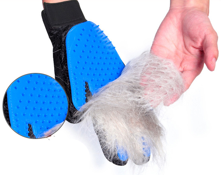 Lilac Milo pet hair remover gloves for grooming, showing textured silicone design for effective pet hair removal and gentle pet care.