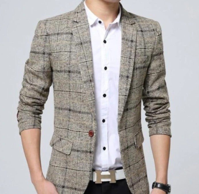 Mens yellow Pandora plaid blazer with a tailored fit, featuring a mix of plaid pattern, notched lapel, and front button closure.