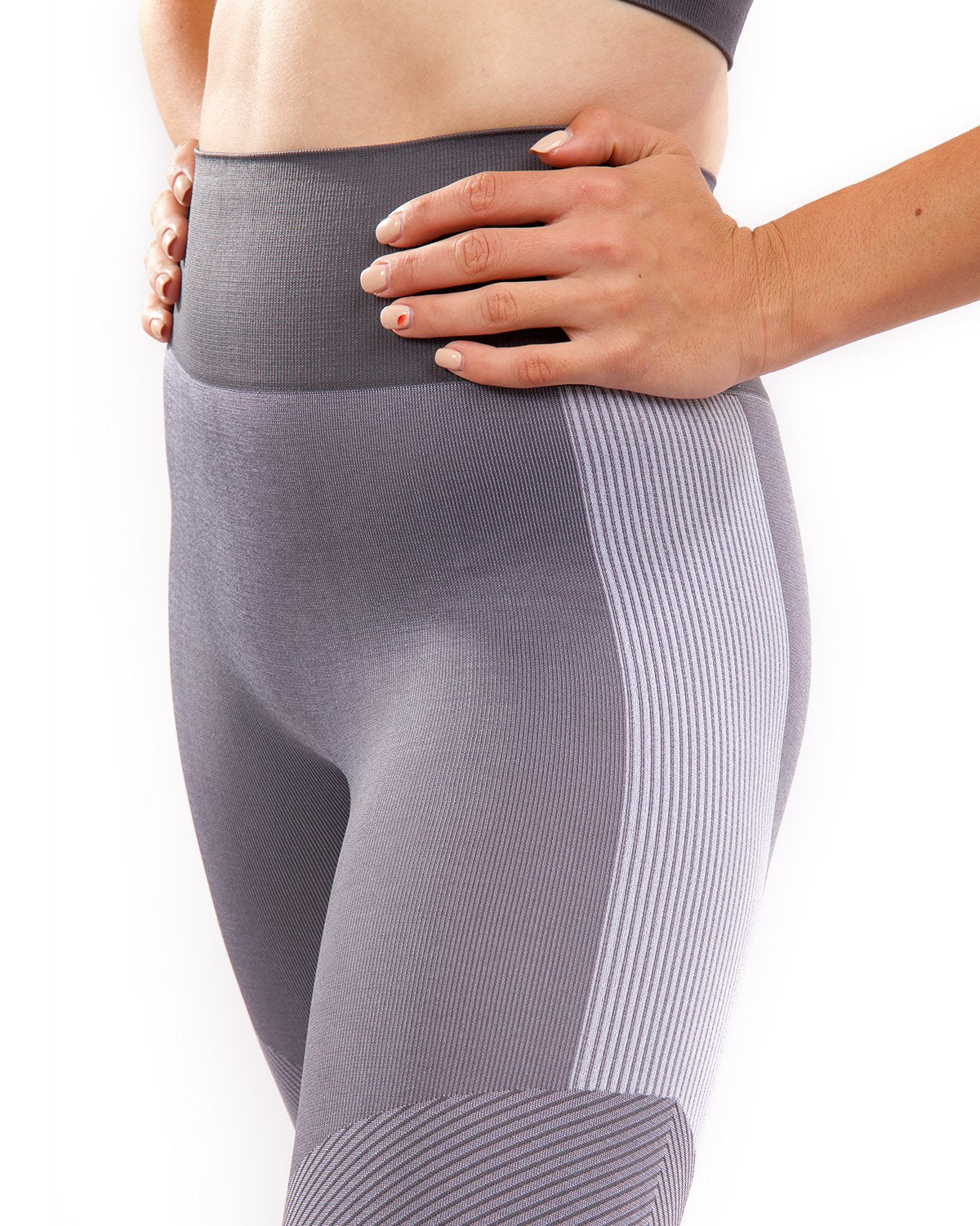 Grey Arleta seamless leggings for women by Lazurite, showing smooth, fitted stretch fabric and comfortable waistband.