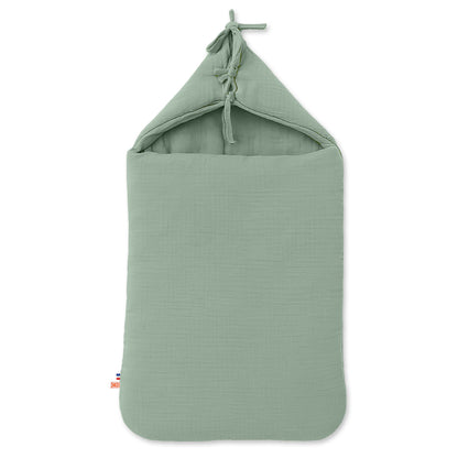 Green organic cotton bunting bag for kids and babies by Chocolate Briseis, featuring soft fabric and playful design.