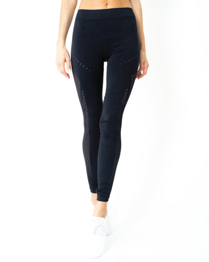 Black Milano leggings and bra set by Lazurite, made in Italy, featuring comfortable, stylish women&