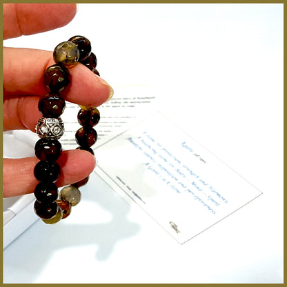 Maroon Smudge Agate Earthy Tones Bracelet featuring polished agate beads in natural brown and beige hues.
