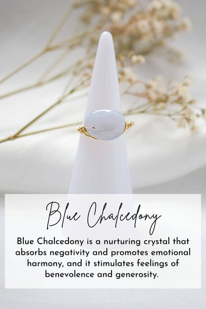 18K gold ring with hand-wired natural crystals, Ultramarine Birch solitaire ring featuring a unique, elegant design.